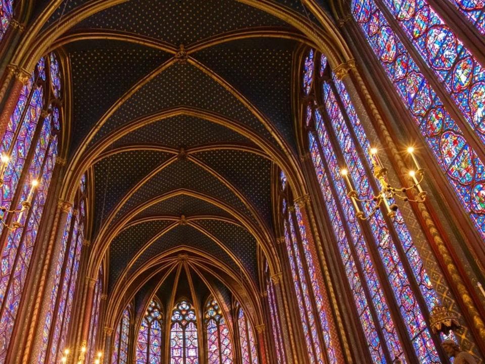 Activity image Een kapel vol verhalen – Ontdek de heiligen en het gebed.